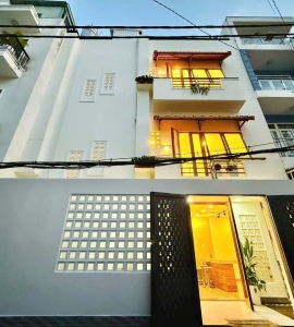 Nhà Đẹp Hẻm  Xe Hơi Thông Đường Lê Văn Thọ . P9 . Gò Vấp
