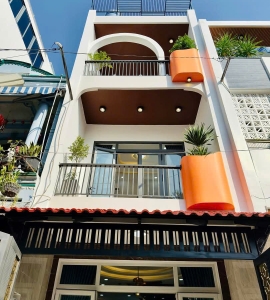 Nhà Đẹp Vị Trí Otô Đậu Trước Cửa Đường số 51 . P14 . Gò Vấp